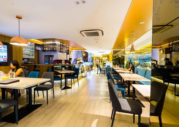 Samran Place Hotel