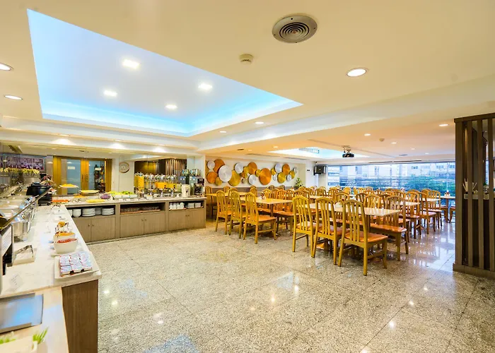 Samran Place 3*