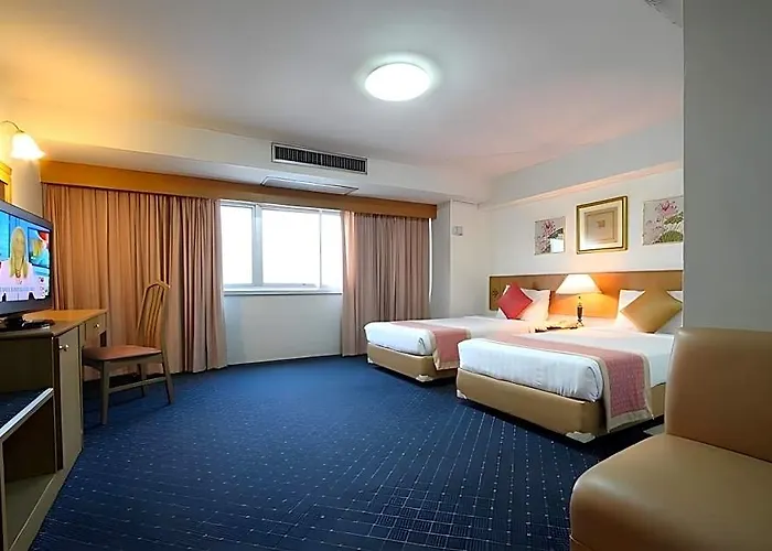 Samran Place Hotel 3*