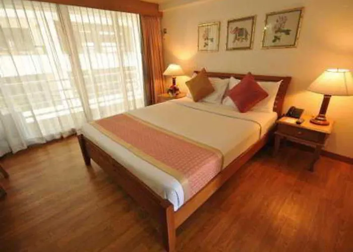 Hotel Samran Place 3*