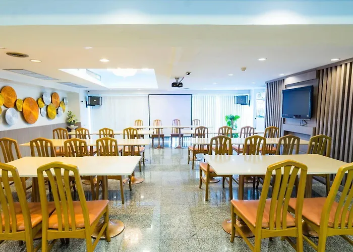 Samran Place 3*